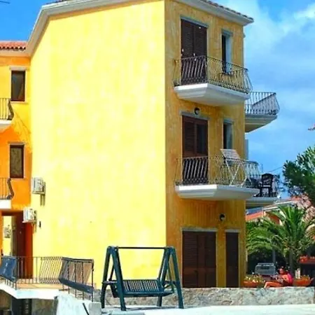 Gardenia La Maddalena Apartment