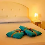 Apartment Casa Vacanze Gardenia Caprera E Spiagge Wifi E Parcheggio *
